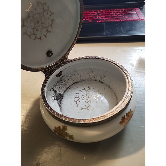 Vintage Porcelain Lidded Serving Pot Handle Gold Gilt Floral Brass Trim Elegant - Picture 7 of 15